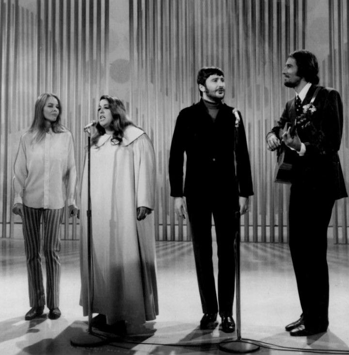 The Mamas and Papas on the Ed Sullivan Show 1968